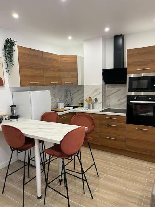 Sublime T2/ Cosy/ Clim/ Parking/Plage - One-Bedroom Apartment - 18