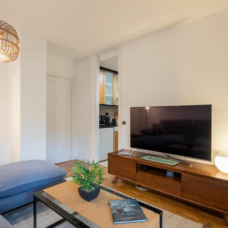 Coqueto con piscina y parking by CABANA Rentals - Apartment mit 1 Schlafzimmer - 7