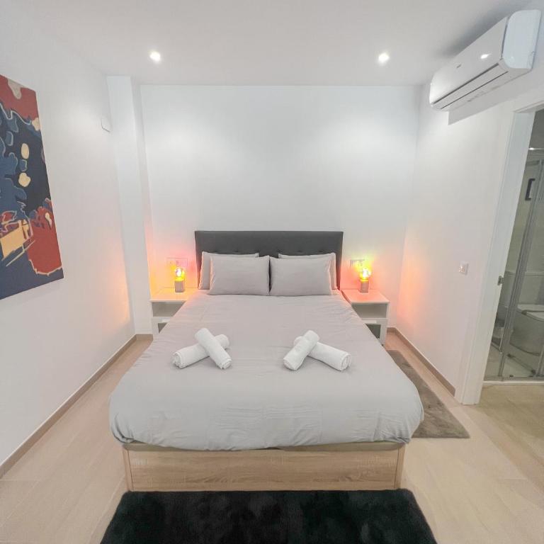 Cozy and Modern Family Flat Carihuela - Three-Bedroom Apartment - 17