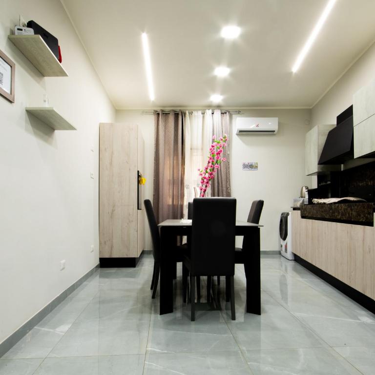 Casa bella Maria Napoli - Appartamento con 2 Camere da Letto - 13