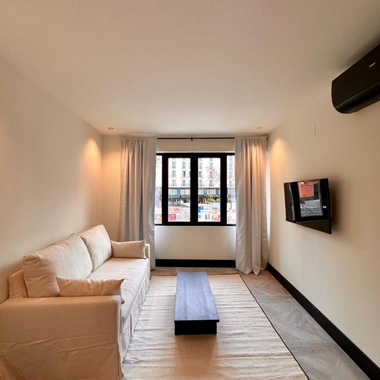 Sunny Apartment 6pax en Plaza del Carmen-Preciados E2 - Apartamento - 3