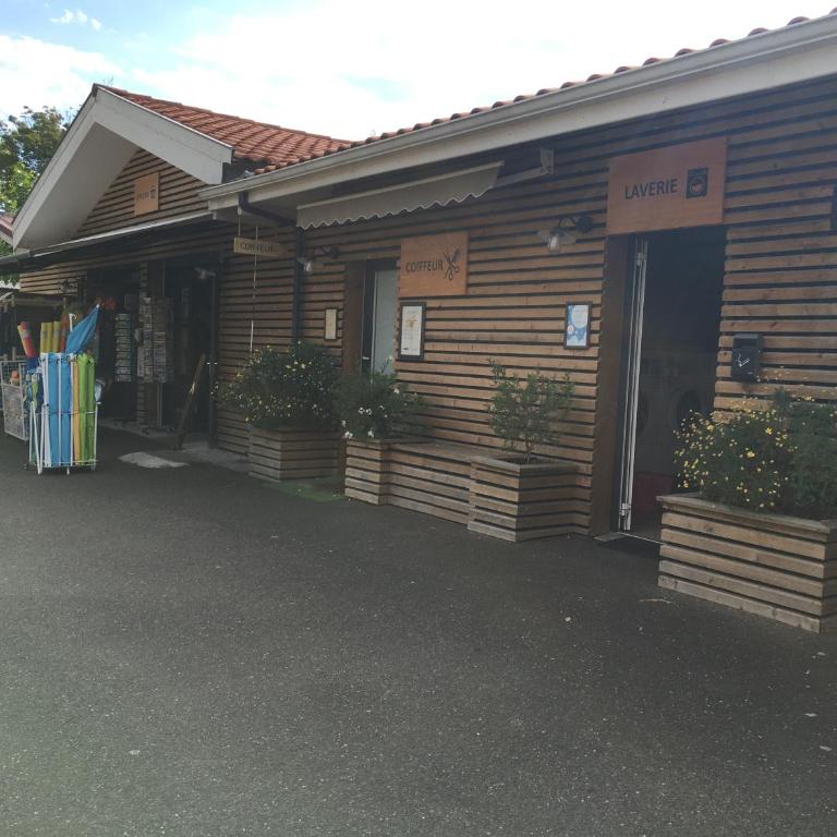 Mobil-home Premium Mayotte - 3 Ch - 2 sdb - Bungalow 3 Chambres - 19