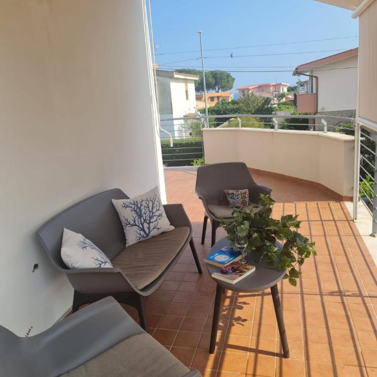 Bombana Beach Apartments - Appartamento con Vista Piscina - 25