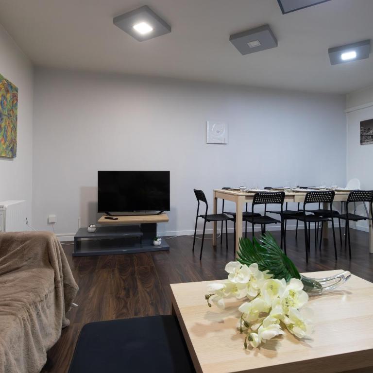 Maison de la Bourbre - Proche Hypercentre - Two-Bedroom House - 10