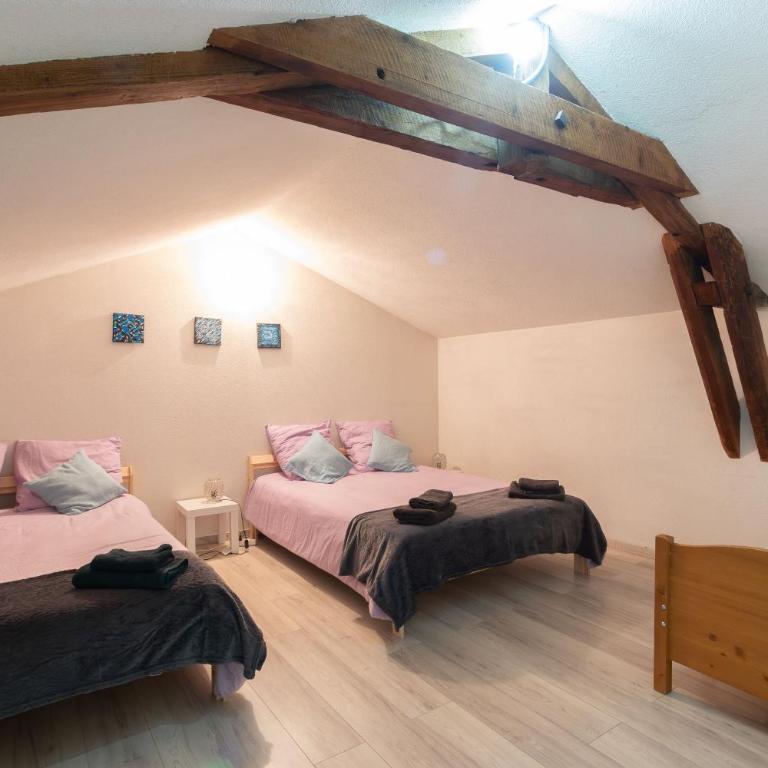 Maison de la Bourbre - Proche Hypercentre - Two-Bedroom House - 11