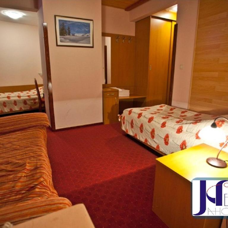 Hotel Nebojša Jahorina - Quadruple Room - 6