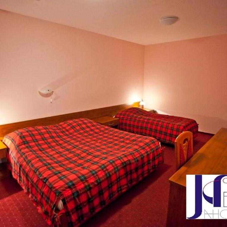 Hotel Nebojša Jahorina - Family Room (2 Adults + 2 Children) - 3