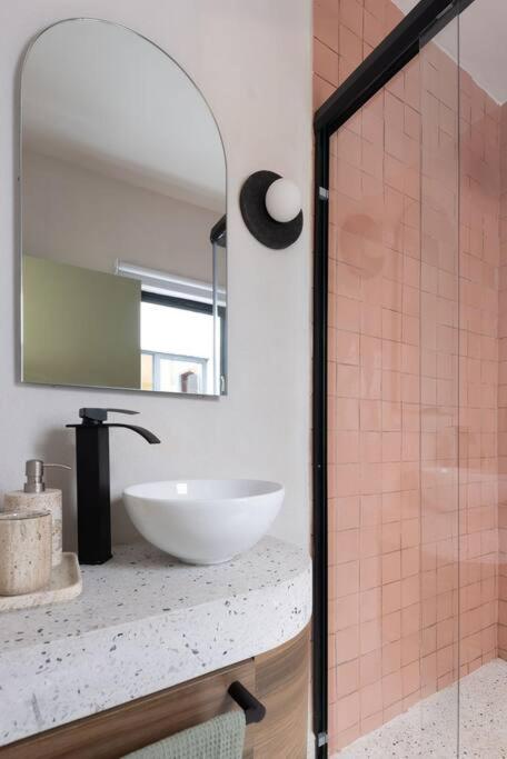 Baranda OCHO - One-Bedroom Apartment - 18