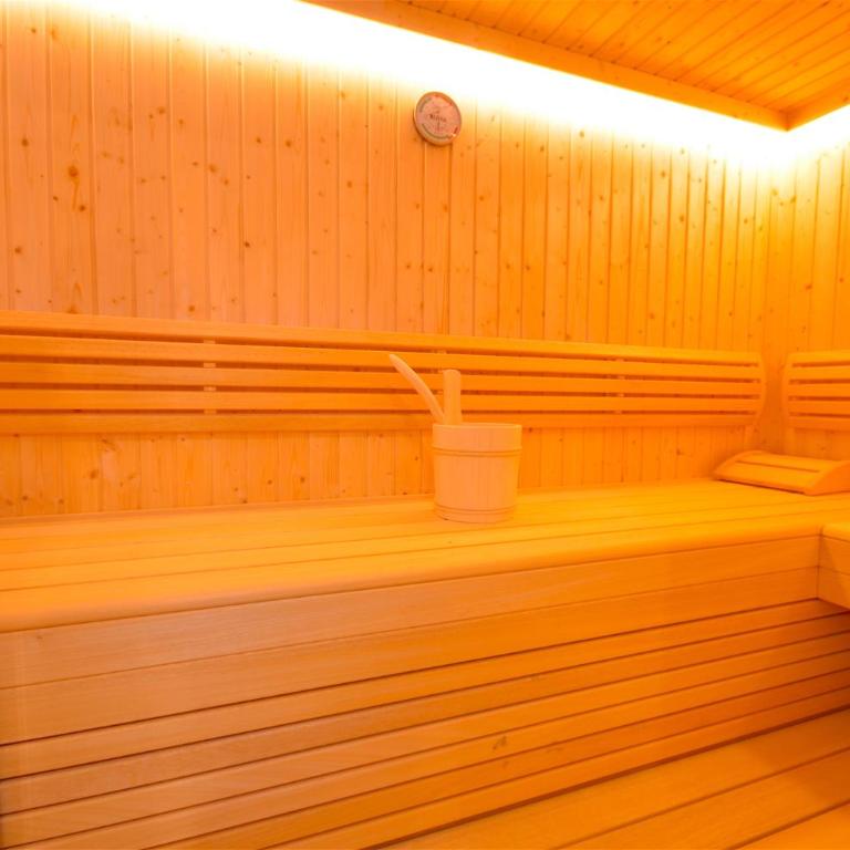Ski-in Ski-out Chalet Maiskogel 13B - by Alpen Apartments - Ferienhaus - 25