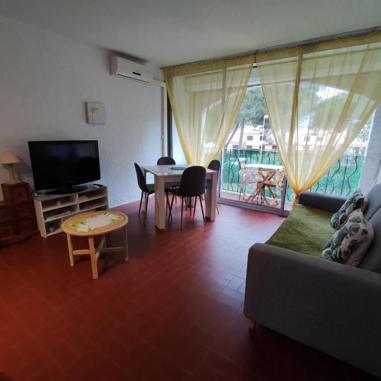 Appartement Climatisé 4 Pers, Piscine, Tennis, Proche Plage - FR-1-776-45 - Appartement - 4