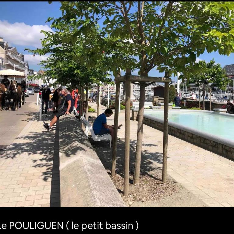 Appt, TERRASSE ,Vélo , Plages & port à proximité , idéalement bien Situé, Dernier étage - Appartement avec Terrasse - 37