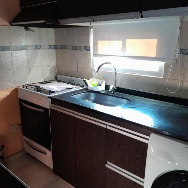 Depto a 5 minutos del centro - Apartamento de 2 dormitorios - 5