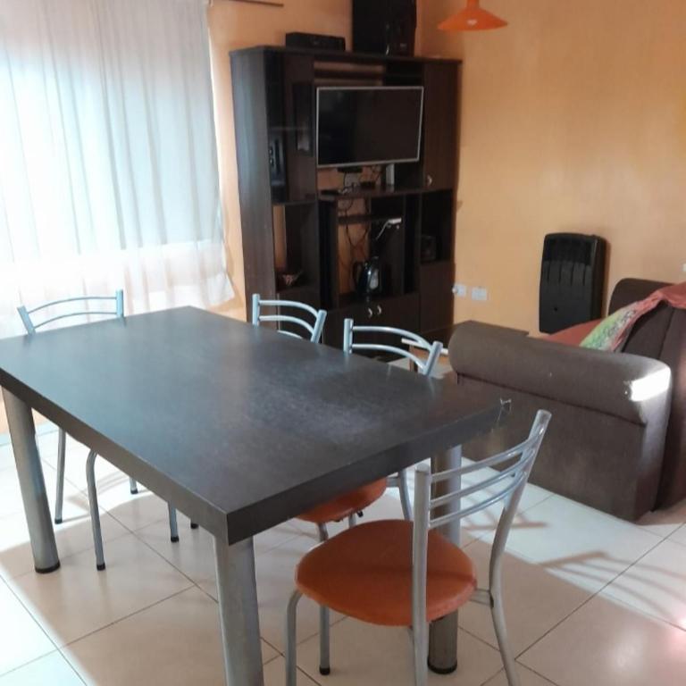 Depto a 5 minutos del centro - Apartamento de 2 dormitorios - 9