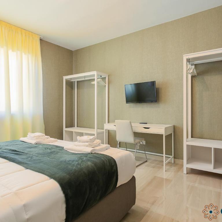 Einaudi Guesthouse by Apulia Accommodation - Two-Bedroom Apartment - 3