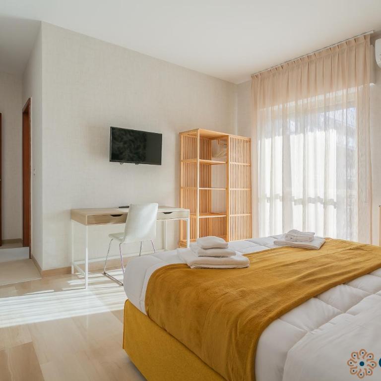 Einaudi Guesthouse by Apulia Accommodation - Apartment with Balcony - 4