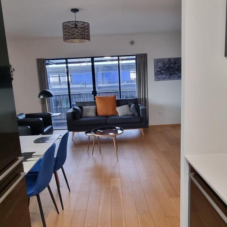 BEL APPARTEMENT MODERNE avec TERRASSE AC CLIMATISATION PARKING with additionnal fees - Two-Bedroom Apartment - 21