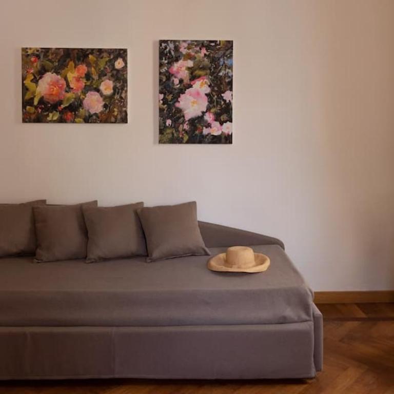 Russomanno Apartments - One-Bedroom Apartment - 21