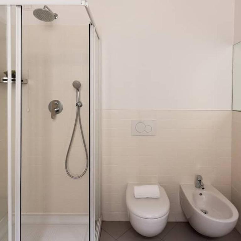 Russomanno Apartments - One-Bedroom Apartment - 7