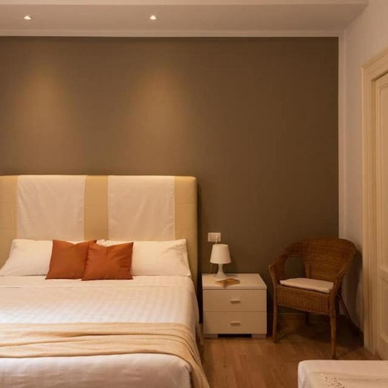 Russomanno Apartments - One-Bedroom Apartment - 9
