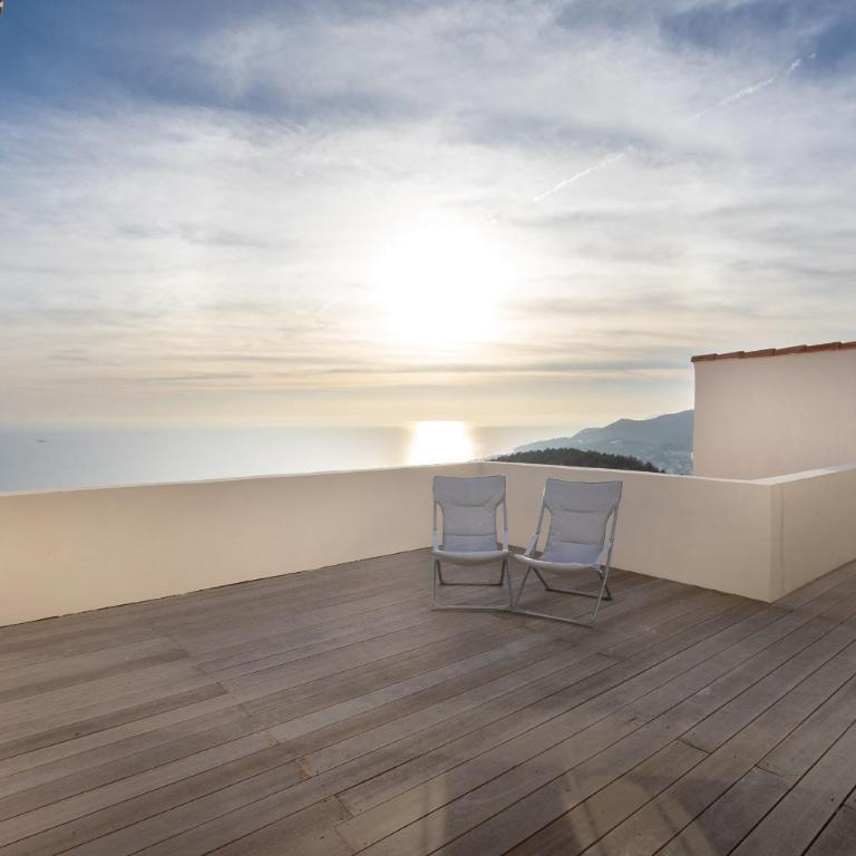 Villa 4 Etoiles vue sur les Iles d'Or Carqueiranne Sea and Mountain Pleasure Villa vue mer 180 - Villa Deluxe - 50