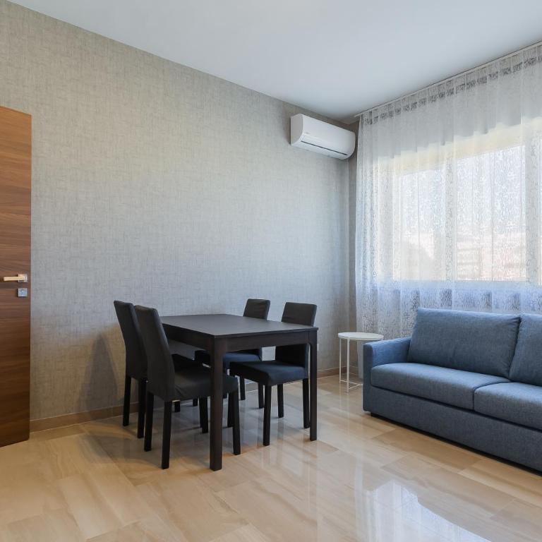 Fifty-One Guesthouse by Apulia Accommodation - Two-Bedroom Apartment - 4
