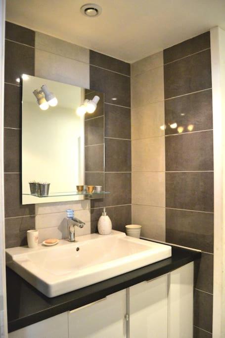 SERIGNAN Vacances au soleil confort XXL - Three-Bedroom Apartment - 14