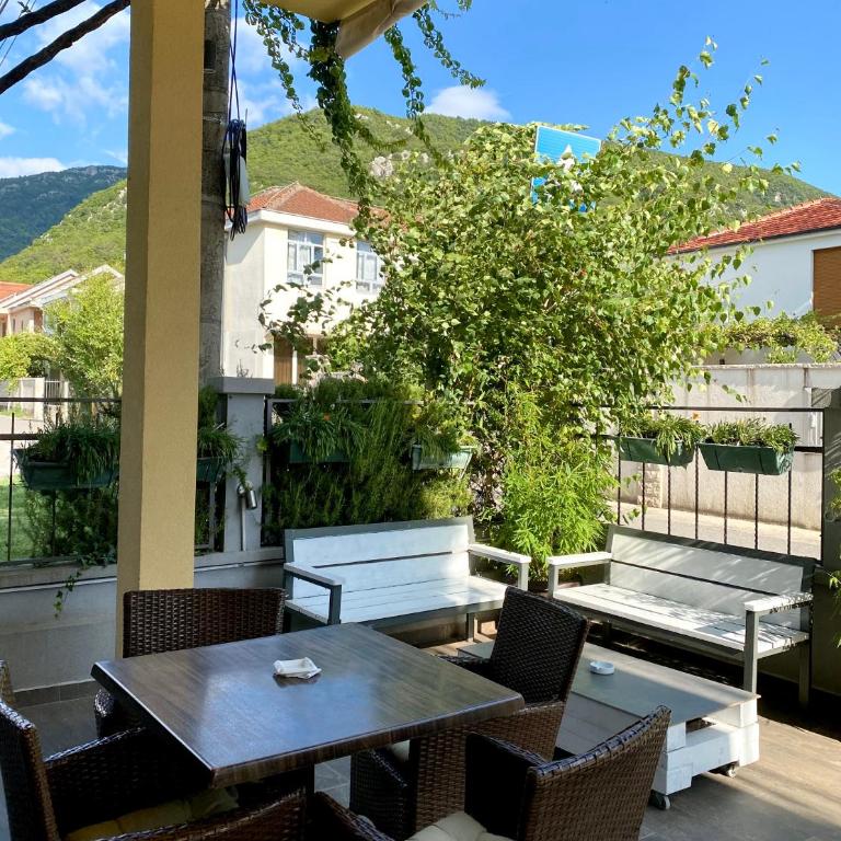 Apartmani Jaz 24 - Apartman s 1 Spavaćom Sobom i Balkonom - 1