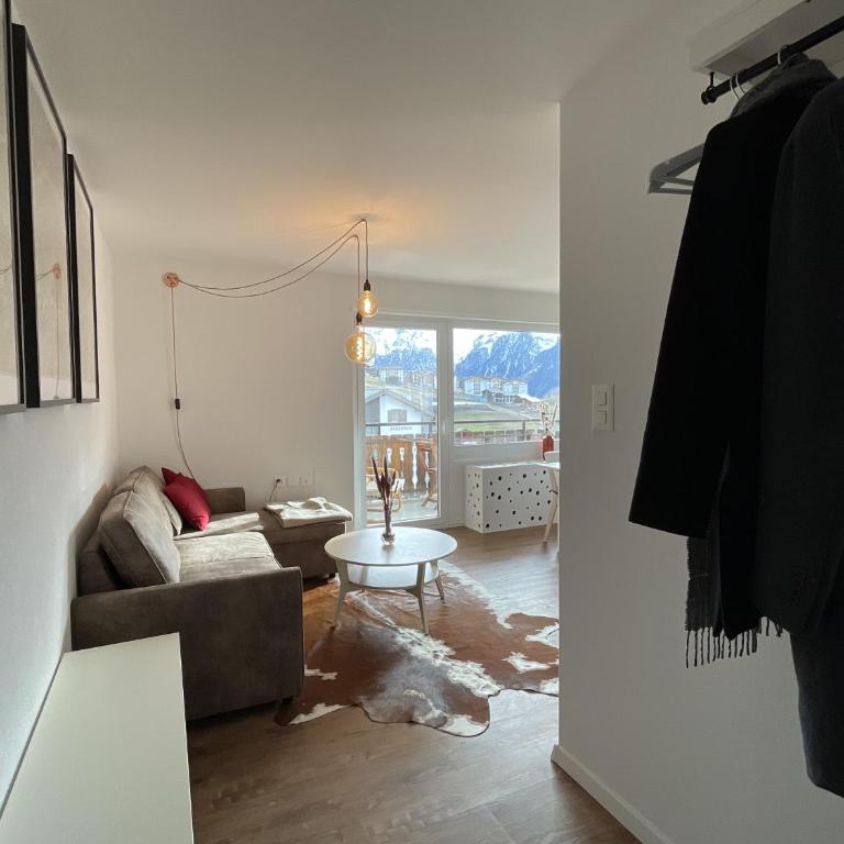 Sunny Alps View: Central Bliss - Apartment mit 2 Schlafzimmern - 3