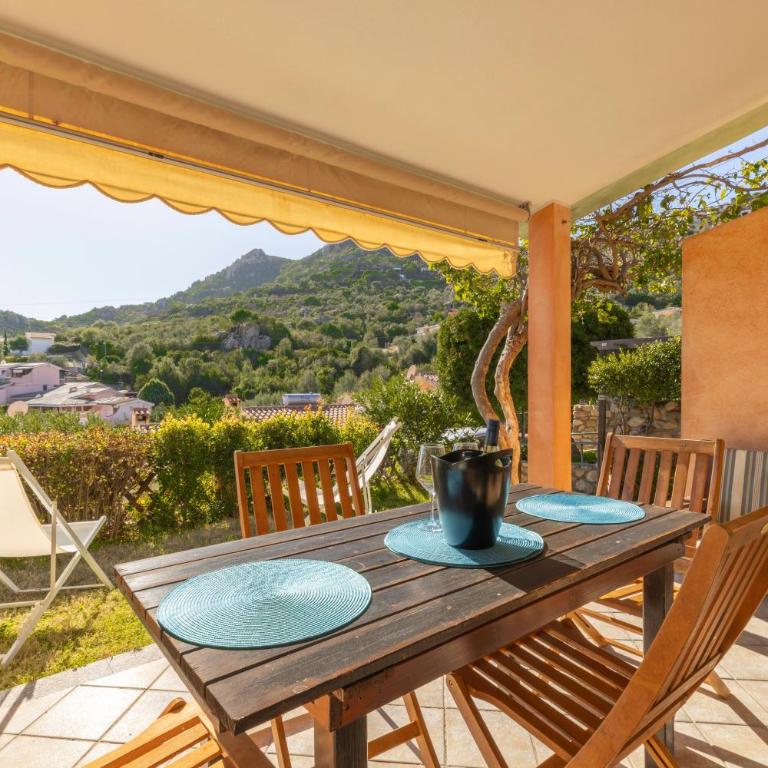 La Vela Summer House - FREE WIFI - 700mt from the beach - Casa con 2 Camere da Letto - 4