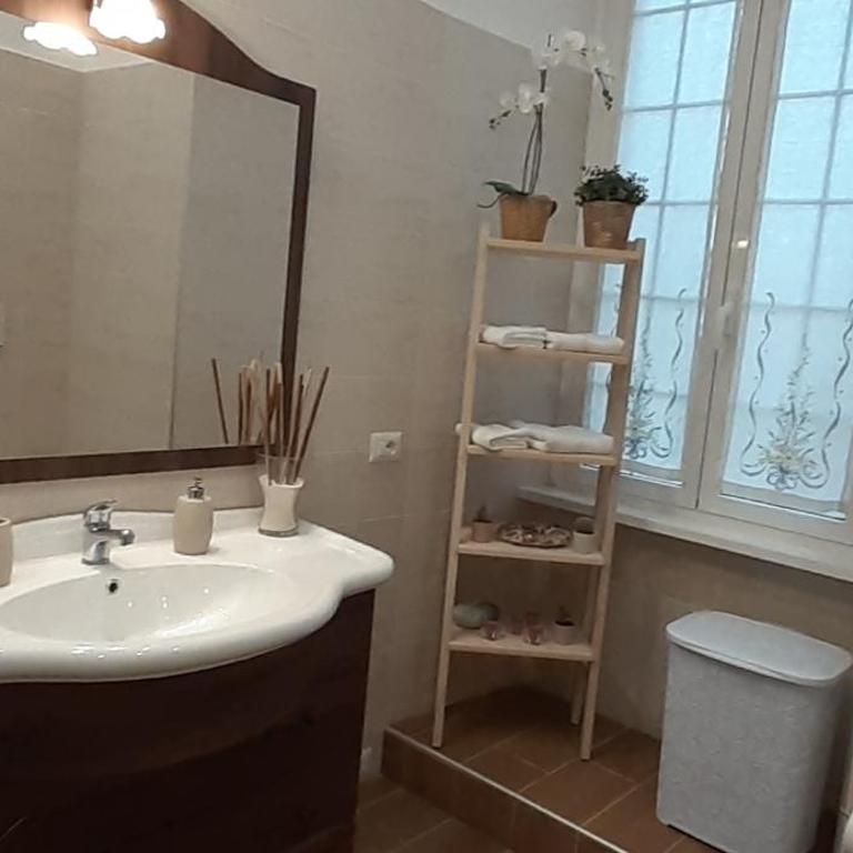 Pini di Roma-New and cozy apt in Rome city center- Metro A "Re di Roma" - Appartamento con 2 Camere da Letto - 21