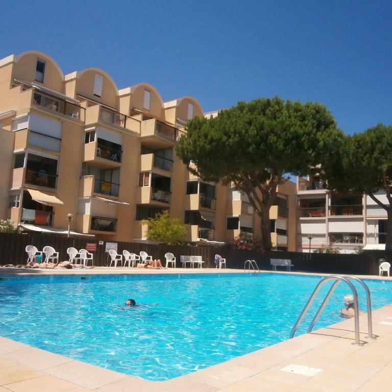 Magnifique Studio sur le Port de Gruissan (2 à 4 pers) - Appartement 1 Chambre - 4
