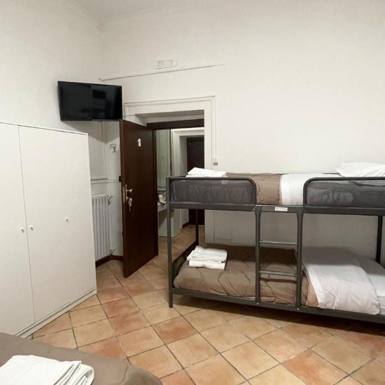 House Caracciolo by Loveinthetravel - Deluxe Family Room - 6