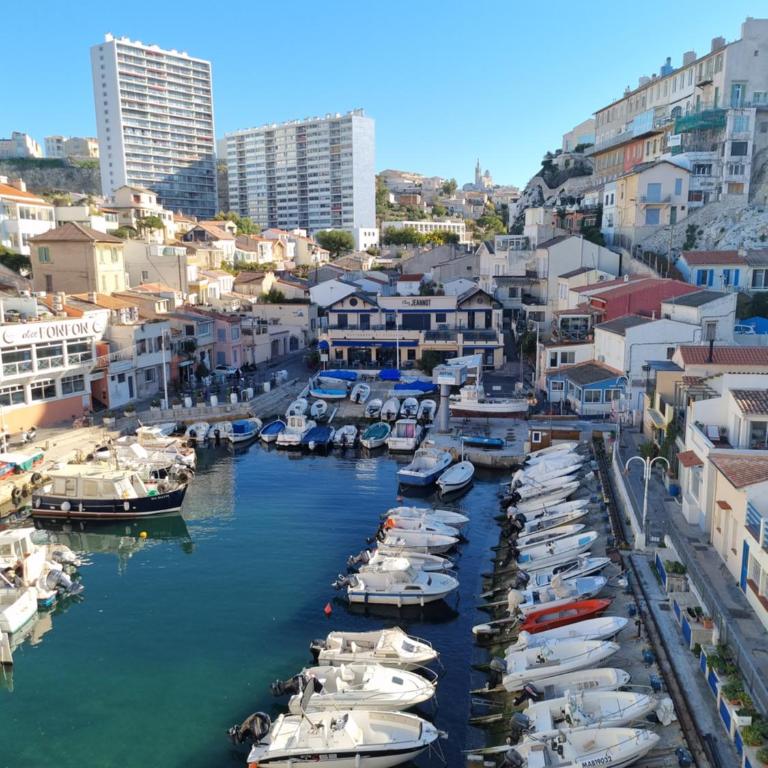 Appartement T3 72m2 Rénové Vieux port Marseille - Appartement 2 Chambres - 22