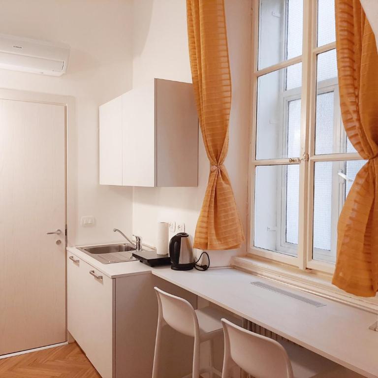 Trieste Center Rooms & Apartments - Fiori di Trieste - Family Suite - 7