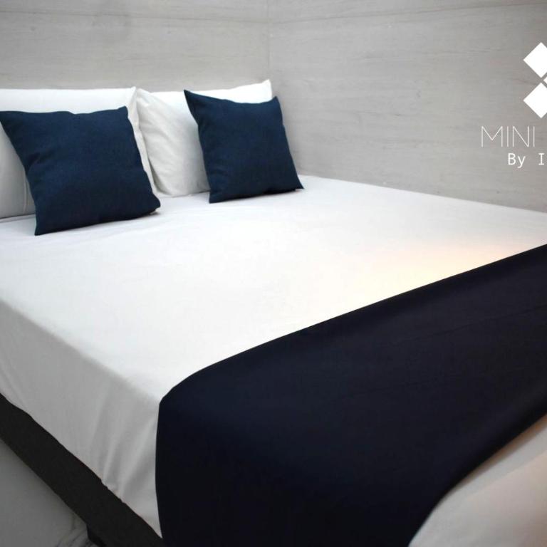 Mini Rooms By Illusion - Deluxe Queen Suite - 4