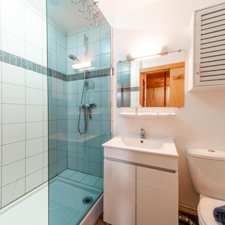 Grand Appartement dans Chalet Serre Chevalier à 8 minutes des pistes - Appartement avec Vue sur la Montagne - 54