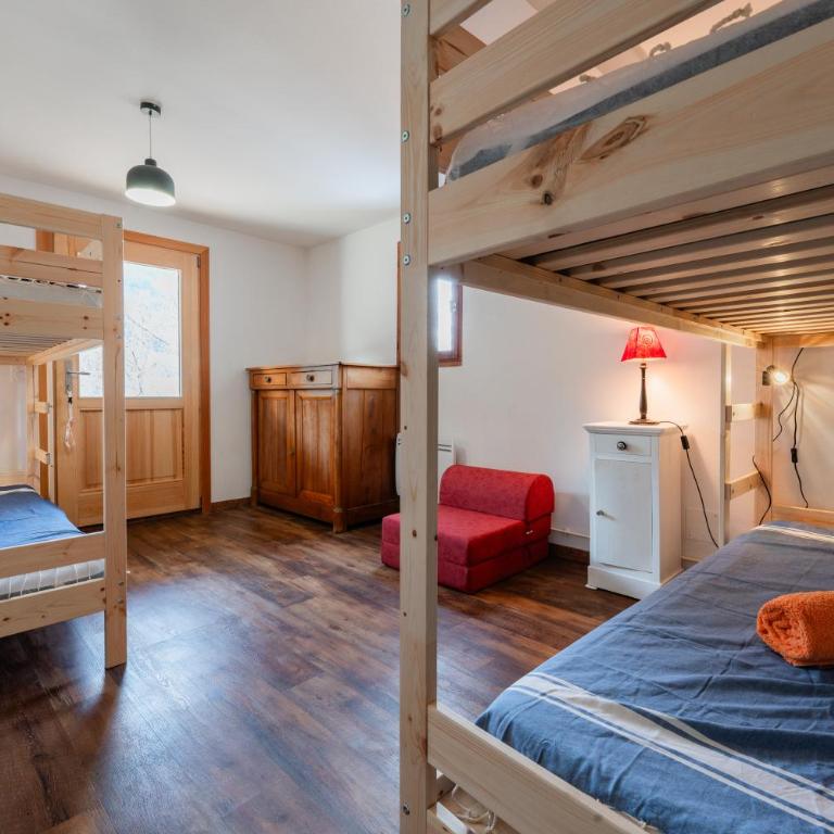 Grand Appartement dans Chalet Serre Chevalier à 8 minutes des pistes - Appartement avec Vue sur la Montagne - 47