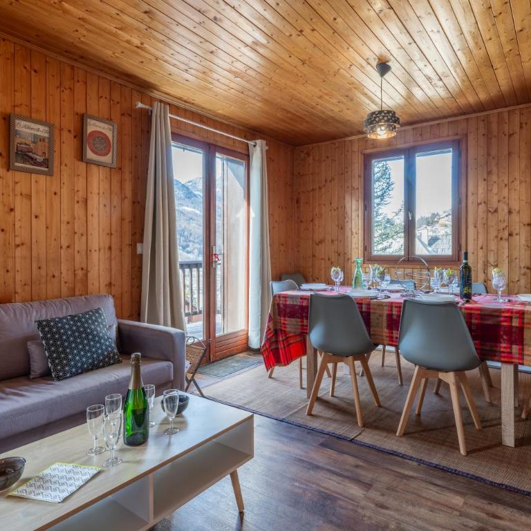 Grand Appartement dans Chalet Serre Chevalier à 8 minutes des pistes - Appartement avec Vue sur la Montagne - 24