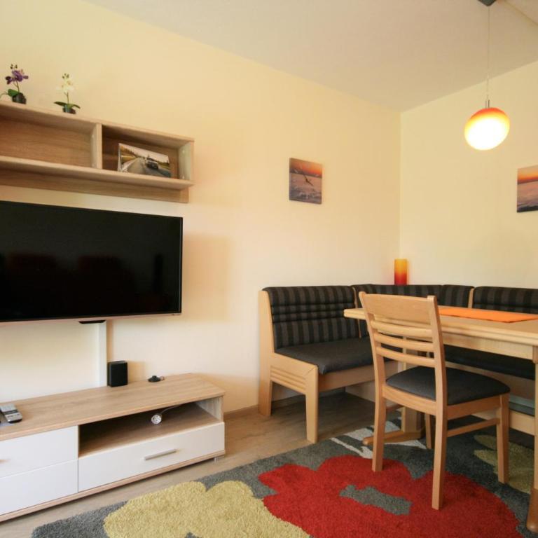 Ferienwohnung Elisabeth - Apartment with Mountain View - 2