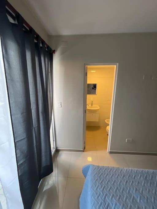 Departamento Confortable y Servicios - One-Bedroom Apartment - 2