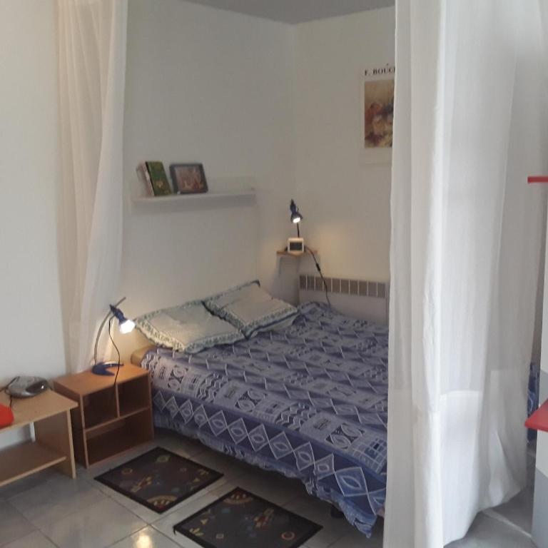 Grand studio sur jardin Nantes Beaujoire B - Studio Apartment - 3