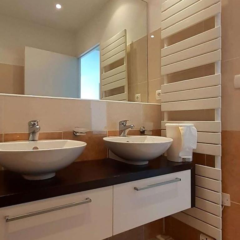 MARINA ILE ST MARTIN Joli 4 pièces avec jacuzzi Cap d'Agde - Superior Apartment - 20