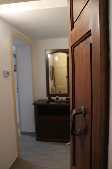 6th DOOR HOUSE - Appartamento con 1 Camera da Letto - 6