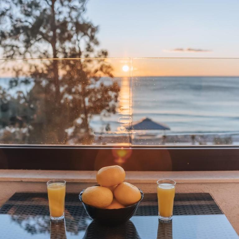 Apartments Kuce Lekovica Beach & snack bar- Bistro - One-Bedroom Apartment with Terrace and Sea View - 7