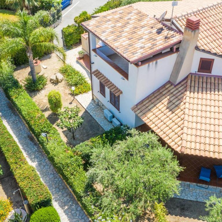 Sole Mare Deluxe - Three-Bedroom Vacation Home - 20