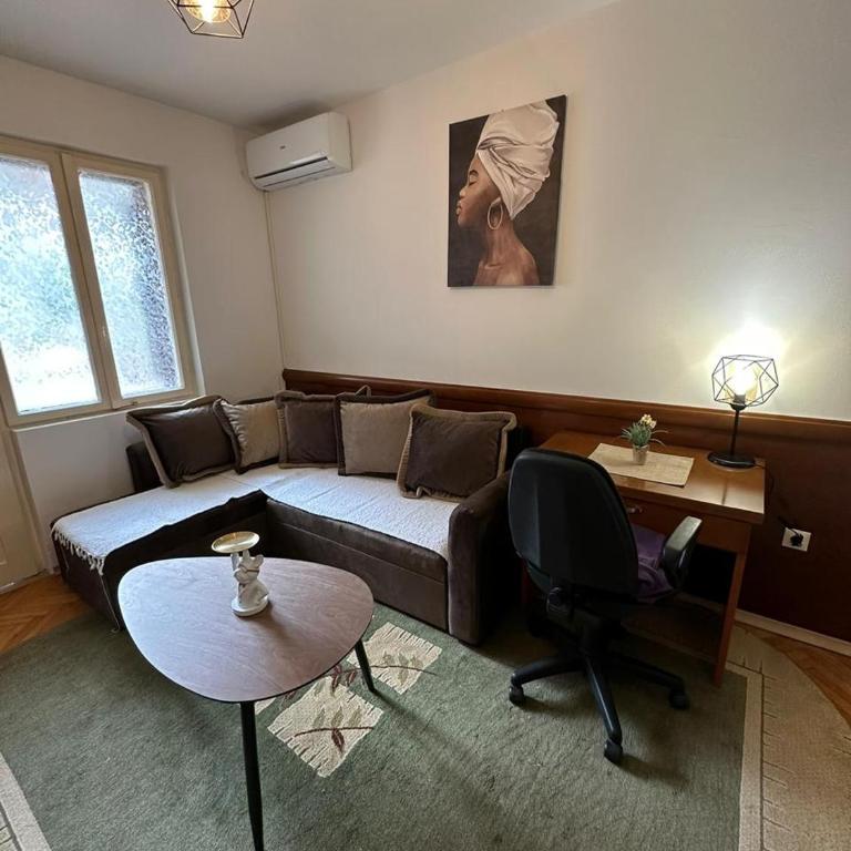 Budva App4 - One-Bedroom Apartment - 21