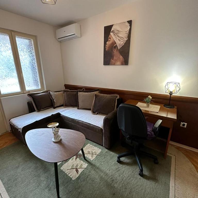 Budva App4 - One-Bedroom Apartment - 24