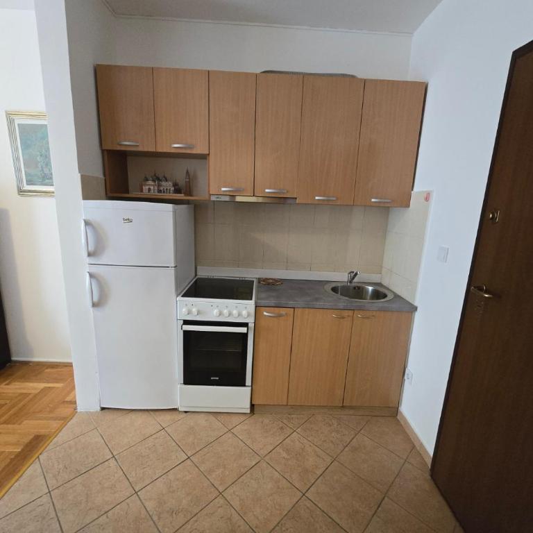 Laki Apartment - Apartman sa 1 Spavaćom Sobom - 5