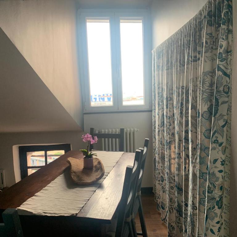 La soffitta sul porto - Two-Bedroom Apartment - 11