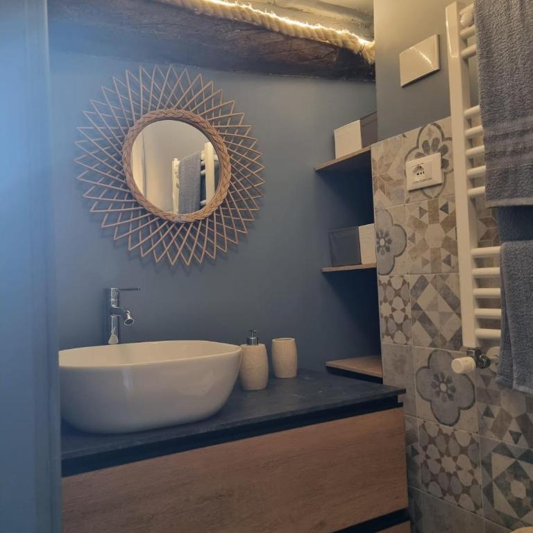 La soffitta sul porto - Two-Bedroom Apartment - 15